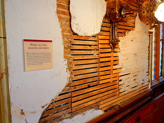 Museum at Eldridge Street New Yorkissa - Virallinen historiallinen maamerkki Lower East Sidella